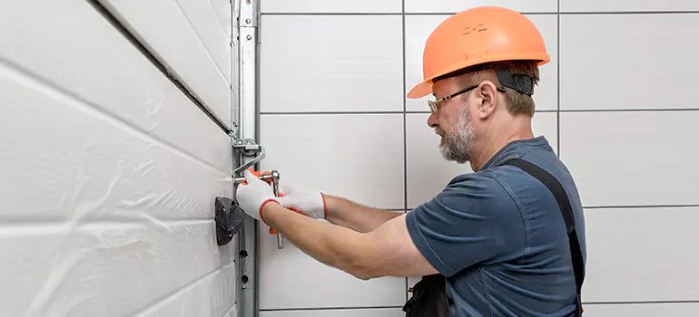 Commercial Garage Door Repair in South Bradenton, FL