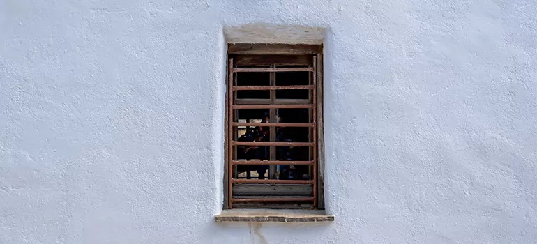 Residential Accordion Door Repair in South Bradenton, FL